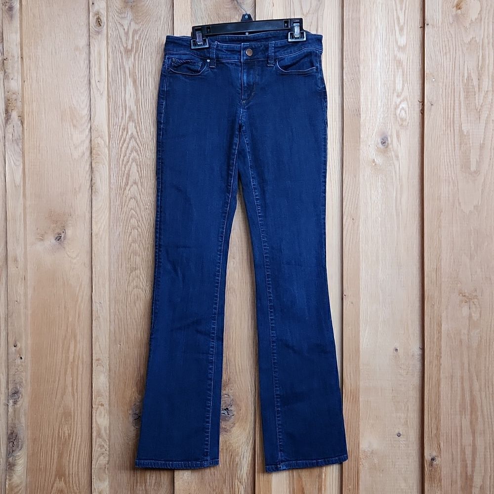 Ann Taylor Curvy Fit Low Rise Straight Leg Jeans, Size 2, Dark Blue Denim
